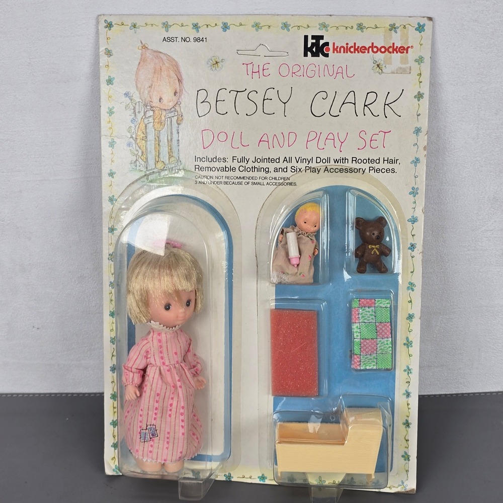 Vintage 1975 Knickerbocker Original Betsey Clark Doll Toy Dress Play Set NOS